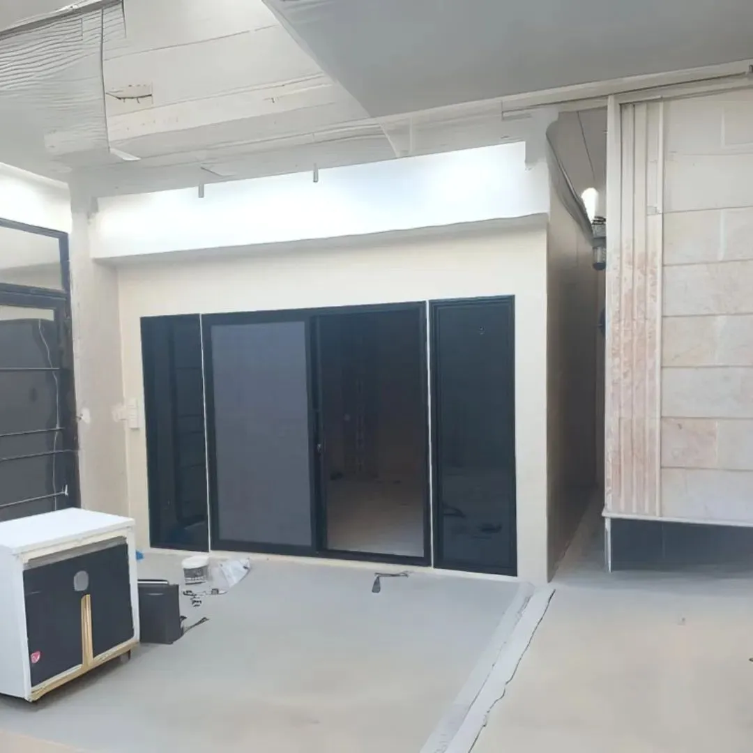غرف ساندوتش بانل في الرياض | تصميم وتنفيذ ملاحق سندويتش بنل