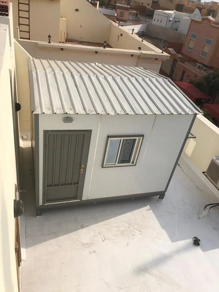 ملاحق ساندوتش بانل بالرياض | تصميم وتركيب غرف جاهزة حسب الطلب